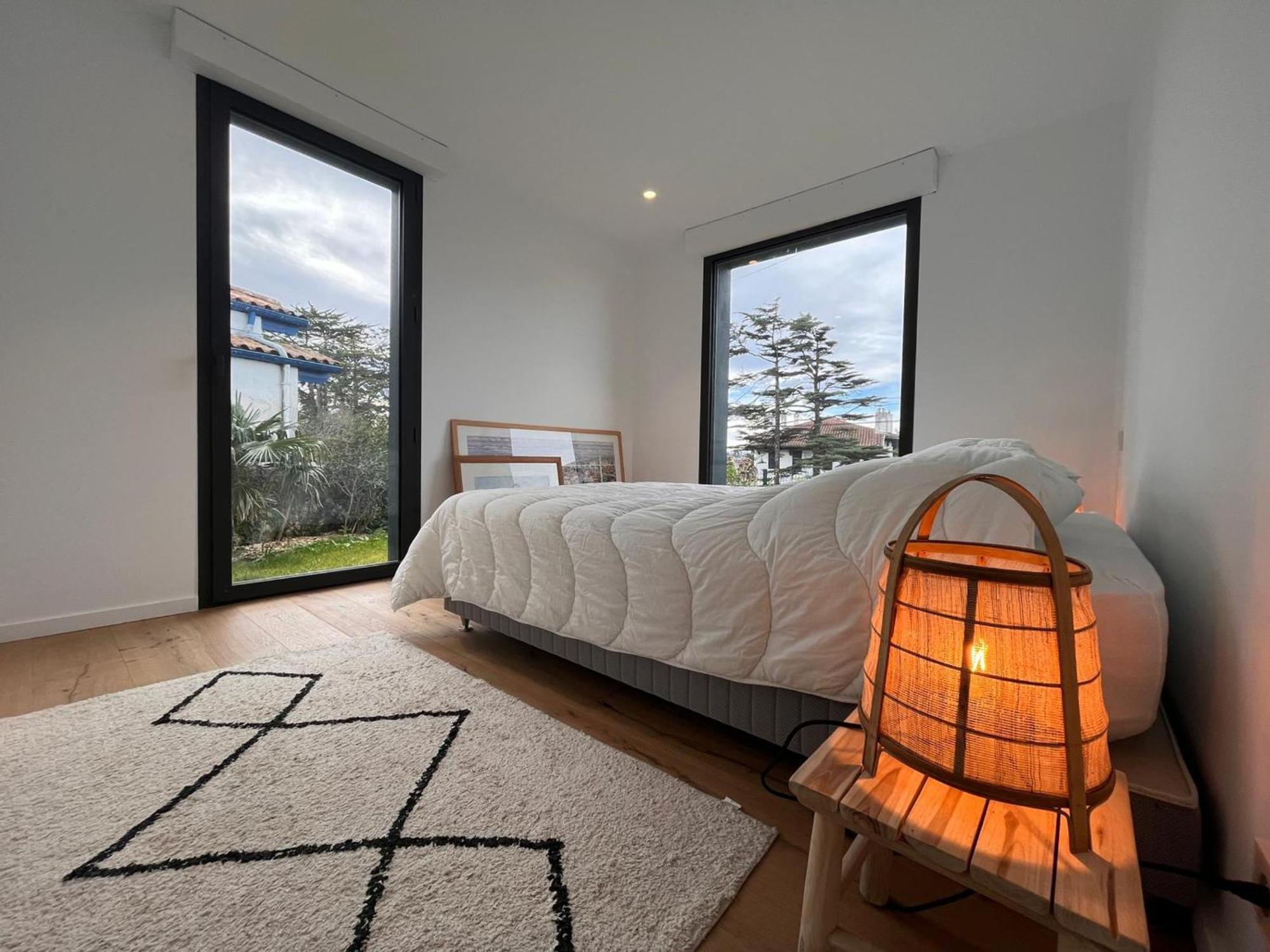 Hébergement de vacances Maison Saint-jean-de-luz, 4 Pièces, 8 Personnes - Fr-1-239-682 *